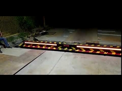 การควบคุมการเข้าถึงยานพาหนะ แหล่งจ่ายไฟ 380v มาตรฐาน IP 68 Hydraulic Road Blocker