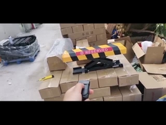 ระบบล็อคล็อคที่ป้องกันความดันจากสนิมรถที่จอดรถ X ประเภทซีรีส์ 1 ปี การรับประกัน