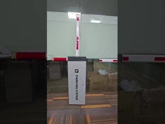 ค่าใช้จ่ายต่ํา 220V 230V 100V 110V เครื่องยนต์ DC ไม่มีแปรง ประตูป้องกันทางจอดรถอัตโนมัติ