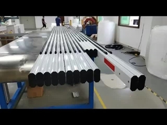 OEM การปรับแต่งแบบตรงพับ Fencing Boom Kit สําหรับ Electromechanical ประตูอุปสรรคการจราจร