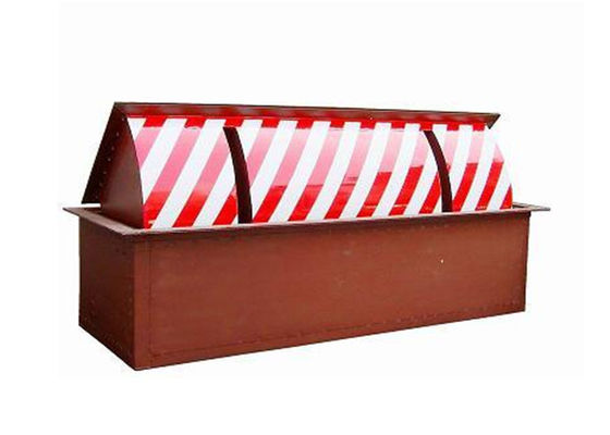 เครื่องปิดถนนไฮดรอลิกอัตโนมัติความปลอดภัยสูง มีเวลาขึ้น 3 วินาที การบรรทุก 80 ตัน และใบเหล็กไร้ขัด 304