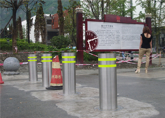 การควบคุมยานพาหนะอัตโนมัติ bollards ที่จอดรถถนนอุปสรรค Heavy Duty