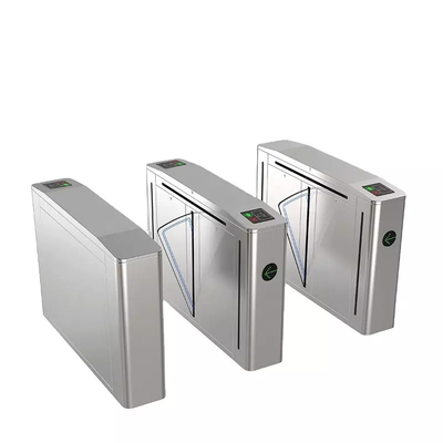 ISO Flap Barrier Gate การจดจำใบหน้าด้วยลายนิ้วมือเครื่องอ่านบัตร RFID ประตูหมุนควบคุมการเข้าออก
