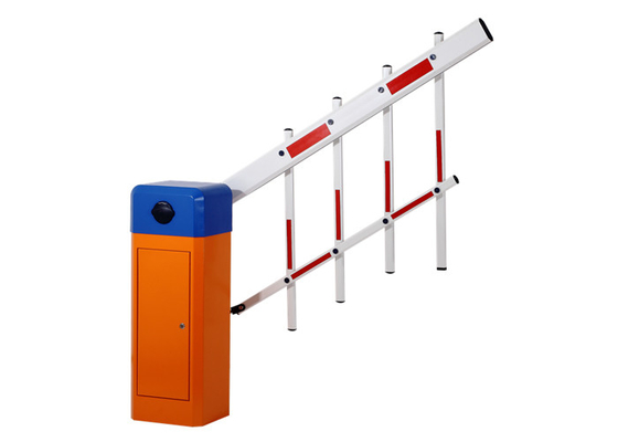 220V AC 6m Arm 120W ประตูกั้นบูมเหล็กคาร์บอน